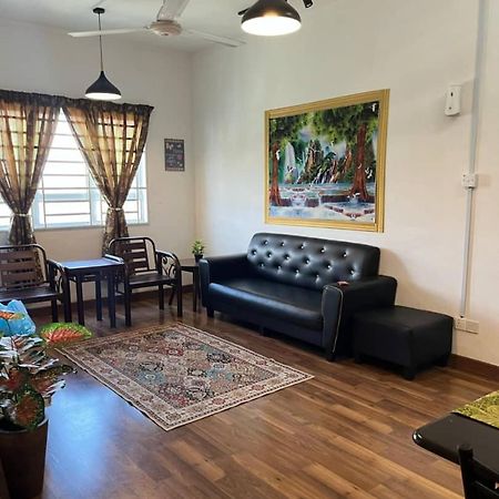 Anggerik Camelia Homestay Apartment Ladang Tok Pelam Kuala Terengganu Exterior photo